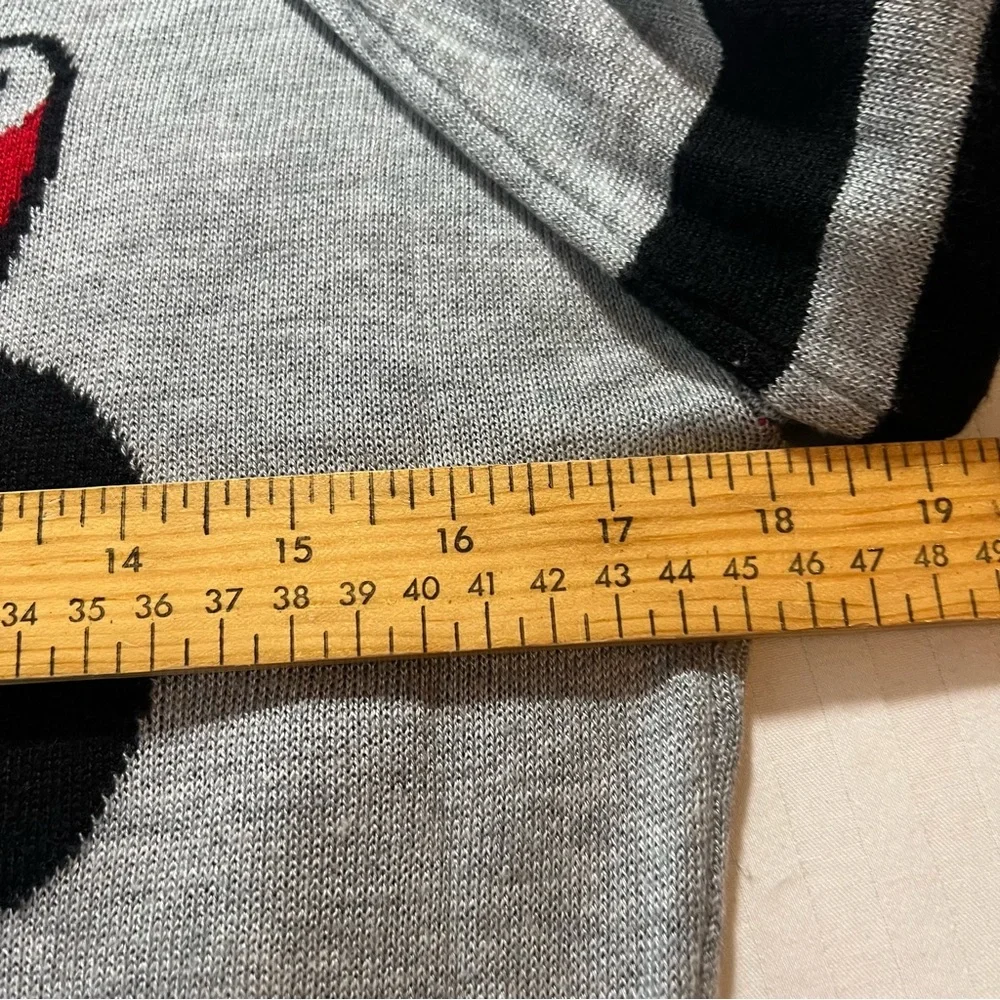 Women’s‎ Disney Minnie Mouse Sweater Size Small
